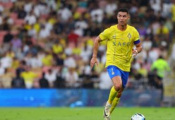 kaiyun体育-C罗重返赛场，险胜首场状态出色，RNG观众沸腾！-kaiyun体育